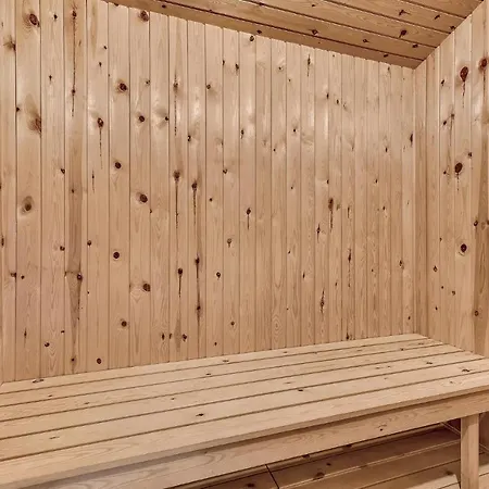 別荘 Front In With Sauna Tranekær